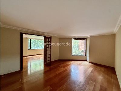 Apartamento en venta en Los Rosales, Bogotá · foto 6 de 18