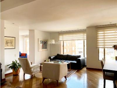 Apartamento en venta en Chico, Bogotá · foto 2 de 20