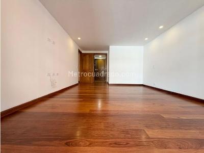 Apartamento en venta en Los Rosales, Bogotá · foto 10 de 17