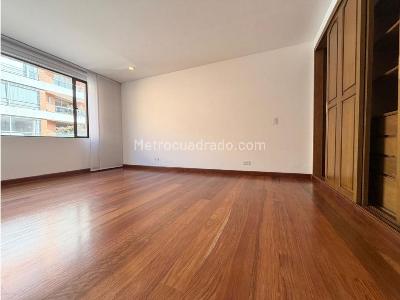 Apartamento en venta en Los Rosales, Bogotá · foto 13 de 17