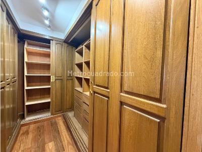Apartamento en venta en Los Rosales, Bogotá · foto 14 de 17