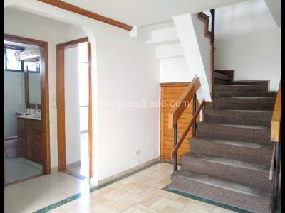 Apartamento de 4 alcobas en venta en Santa Barbara, Bogotá, 250 m² · foto 11 de 20