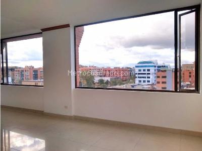 Apartamento de 4 alcobas en venta en Santa Barbara, Bogotá, 250 m² · foto 6 de 20