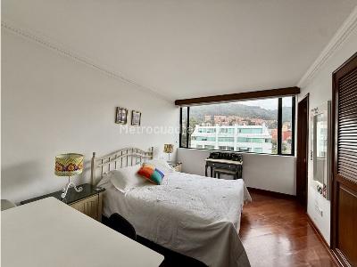 Apartamento de 3 alcobas en venta en Santa Barbara, Bogotá, 209 m² · foto 14 de 20