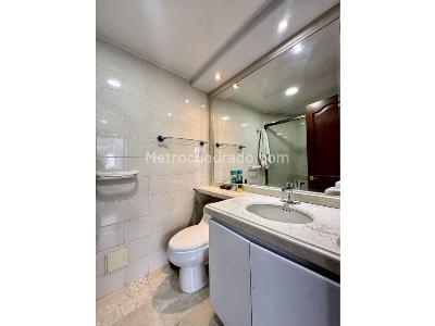 Apartamento de 3 alcobas en venta en Santa Barbara, Bogotá, 209 m² · foto 17 de 20