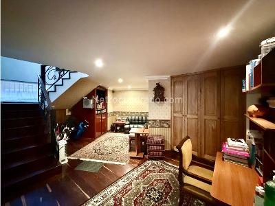 Apartamento de 3 alcobas en venta en Los Rosales, Bogotá, 300 m² · foto 13 de 18