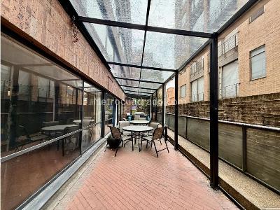 Apartamento de 3 alcobas en venta en Los Rosales, Bogotá, 300 m² · foto 6 de 18