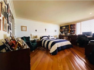 Apartamento en venta en Los Rosales, Bogotá · foto 10 de 20