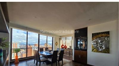 Apartamento de 3 alcobas en venta en El Refugio, Bogotá, 208 m² · foto 16 de 20