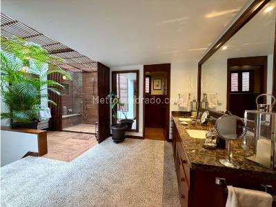 Apartamento de 3 alcobas en venta en La Cabrera, Bogotá, 381 m² · foto 12 de 18