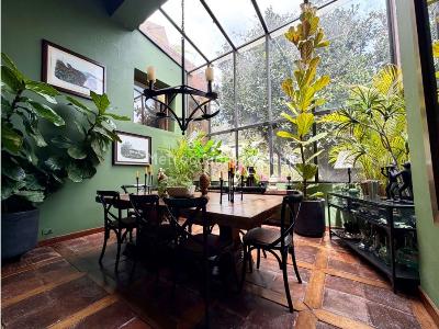 Apartamento de 3 alcobas en venta en La Cabrera, Bogotá, 381 m² · foto 3 de 18