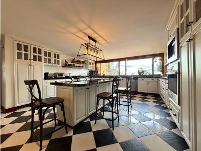 Apartamento de 3 alcobas en venta en La Cabrera, Bogotá, 381 m² · foto 6 de 18