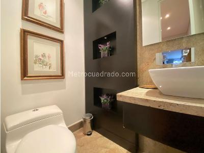 Apartamento en venta en Los Rosales, Bogotá · foto 17 de 20