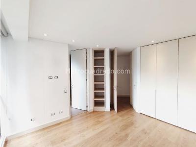 Apartamento en venta en Chico, Bogotá · foto 13 de 20
