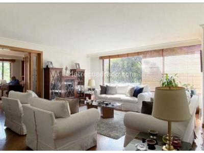 Apartamento en venta en Los Rosales, Bogotá · foto 2 de 10