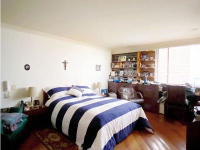 Apartamento en venta en Los Rosales, Bogotá · foto 7 de 10