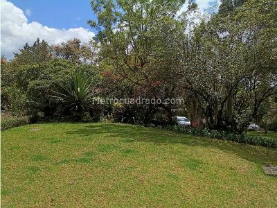 Apartamento de 4 alcobas en venta en Lindaraja, Bogotá, 316 m² · foto 19 de 20