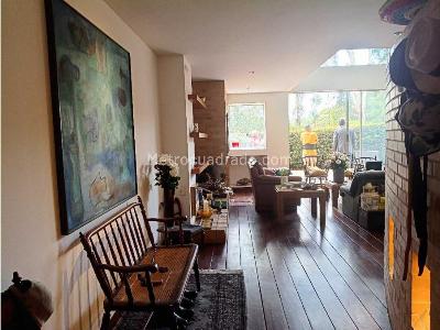 Apartamento de 4 alcobas en venta en Lindaraja, Bogotá, 316 m² · foto 3 de 20