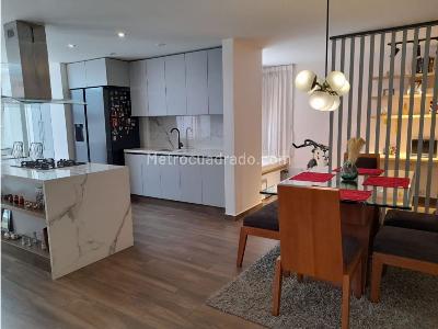 Apartamento en venta en Santa Barbara, Bogotá · foto 4 de 17