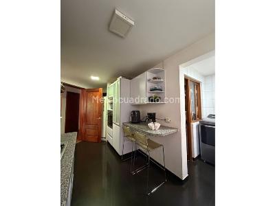 Apartamento de 2 alcobas en venta en La Cabrera, Bogotá, 137 m² · foto 13 de 20