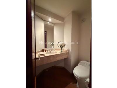 Apartamento de 2 alcobas en venta en La Cabrera, Bogotá, 137 m² · foto 17 de 20