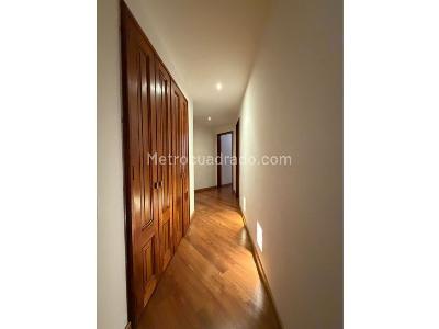 Apartamento de 2 alcobas en venta en La Cabrera, Bogotá, 137 m² · foto 19 de 20