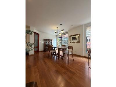 Apartamento de 2 alcobas en venta en La Cabrera, Bogotá, 137 m² · foto 9 de 20