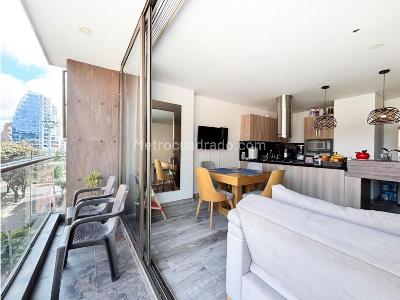 Apartamento de 2 alcobas en venta en Bogotá, 99 m² · foto 2 de 17