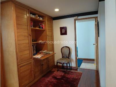 Apartamento de 3 alcobas en venta en Chico, Bogotá, 145 m² · foto 11 de 20