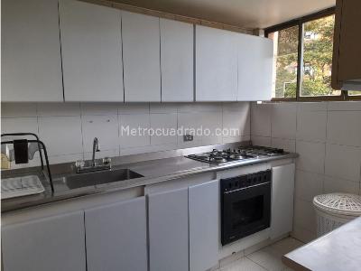 Apartamento de 3 alcobas en venta en Chico, Bogotá, 145 m² · foto 13 de 20