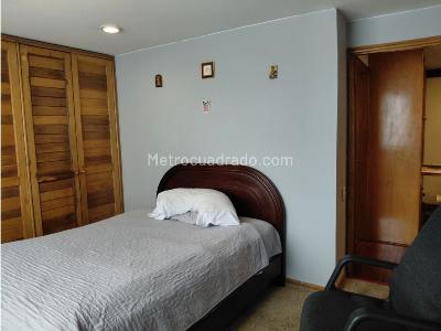Apartamento de 3 alcobas en venta en Chico, Bogotá, 145 m² · foto 7 de 20