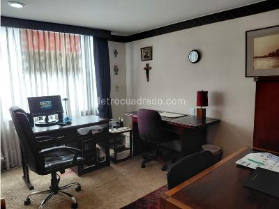 Apartamento de 3 alcobas en venta en Chico, Bogotá, 145 m² · foto 8 de 20