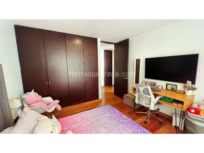 Apartamento de 2 alcobas en venta en Chico, Bogotá, 104 m² · foto 12 de 17