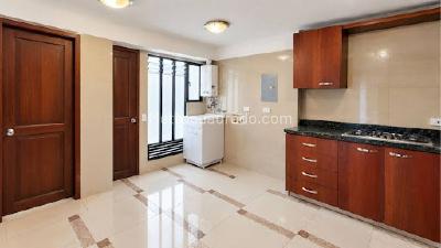 Apartamento de 2 alcobas en venta en Santa Barbara, Bogotá, 174 m² · foto 15 de 19