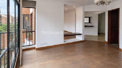 Apartamento de 2 alcobas en venta en Santa Barbara, Bogotá, 174 m² · foto 3 de 19