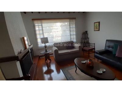 Casa en venta en Niza, Bogotá · foto 3 de 19