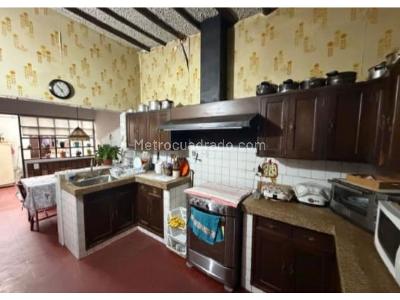 Casa en venta en Niza, Bogotá · foto 9 de 19