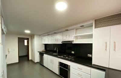 Apartamento de 3 alcobas en venta en Usaquen, Bogotá, 200 m² · foto 13 de 20