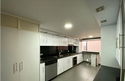 Apartamento de 3 alcobas en venta en Usaquen, Bogotá, 200 m² · foto 14 de 20