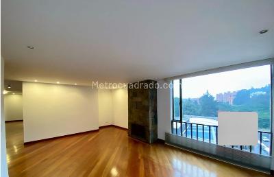 Apartamento de 3 alcobas en venta en Usaquen, Bogotá, 200 m² · foto 4 de 20