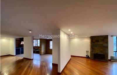 Apartamento de 3 alcobas en venta en Usaquen, Bogotá, 200 m² · foto 8 de 20