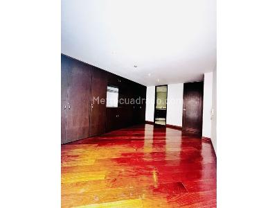Apartamento de 3 alcobas en venta en Santa Paula, Bogotá, 210 m² · foto 14 de 20
