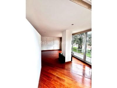 Apartamento de 3 alcobas en venta en Santa Paula, Bogotá, 210 m² · foto 5 de 20