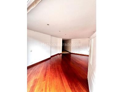Apartamento de 3 alcobas en venta en Santa Paula, Bogotá, 210 m² · foto 7 de 20