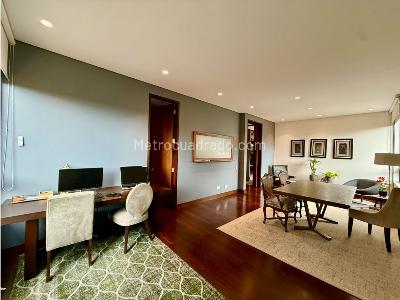Apartamento de 3 alcobas en venta en Los Rosales, Bogotá, 321 m² · foto 17 de 19