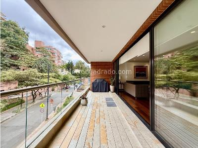 Apartamento de 3 alcobas en venta en Los Rosales, Bogotá, 321 m² · foto 2 de 19