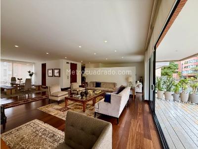 Apartamento de 3 alcobas en venta en Los Rosales, Bogotá, 321 m² · foto 5 de 19