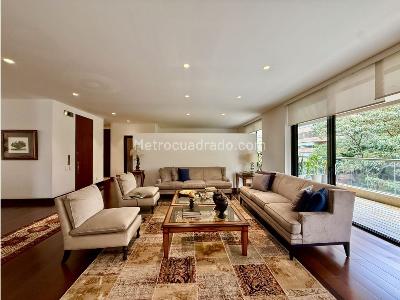 Apartamento de 3 alcobas en venta en Los Rosales, Bogotá, 321 m² · foto 7 de 19