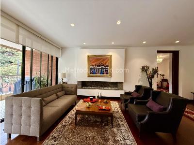 Apartamento de 3 alcobas en venta en Los Rosales, Bogotá, 321 m² · foto 8 de 19