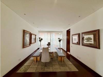 Apartamento de 3 alcobas en venta en Los Rosales, Bogotá, 321 m² · foto 9 de 19